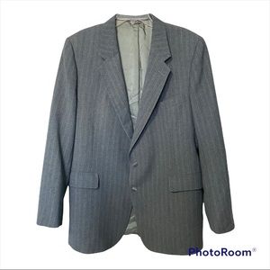 Levi Tall 46 Long Business Class Dry Cleaned